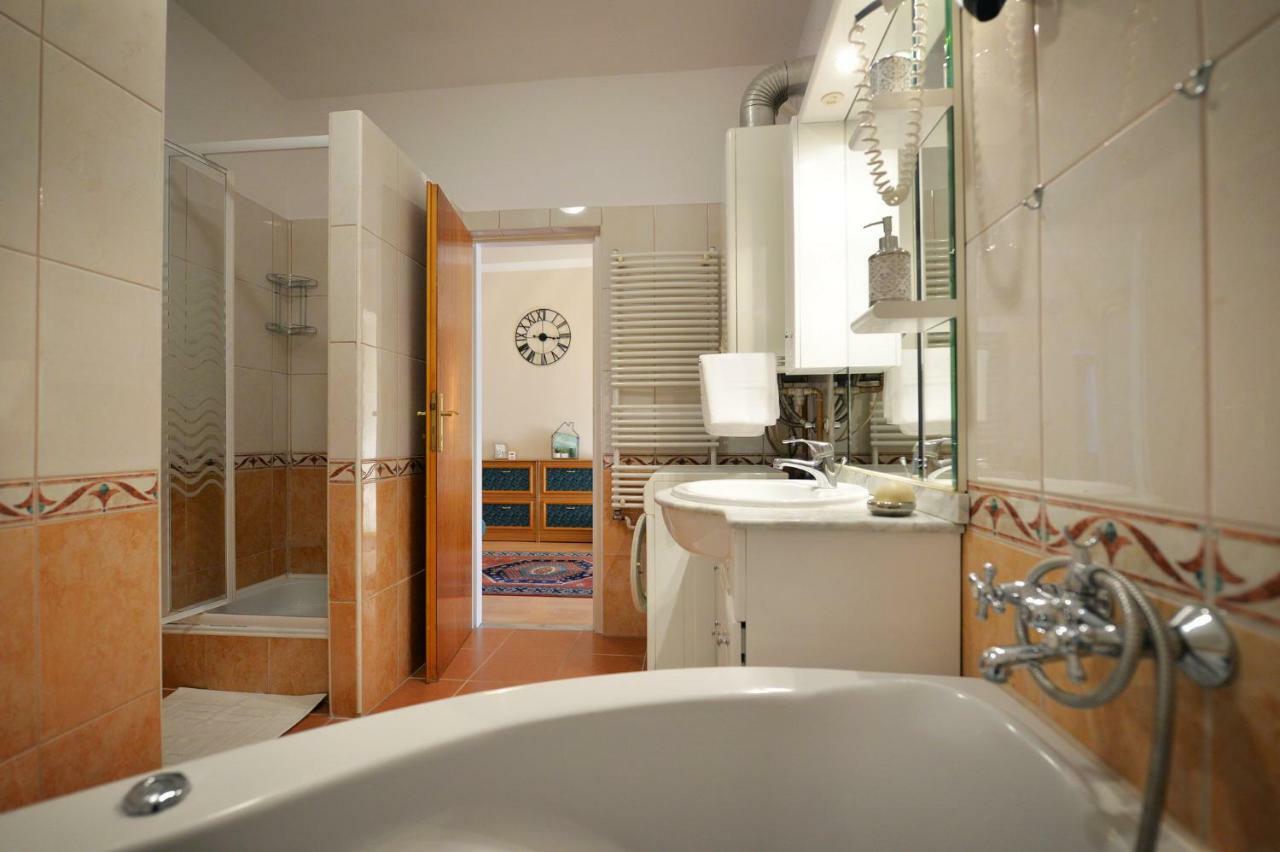 Hajduhegy Vendeghaz Apartment Eger Ngoại thất bức ảnh